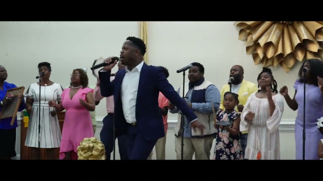 Jason Singleton and Low Country Youth Choir  