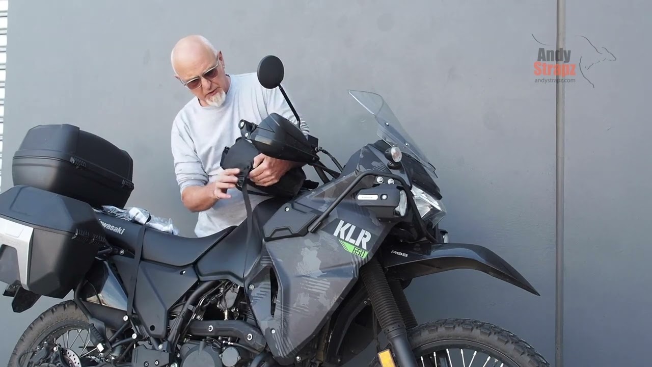 KLR Tank Pannier fitting