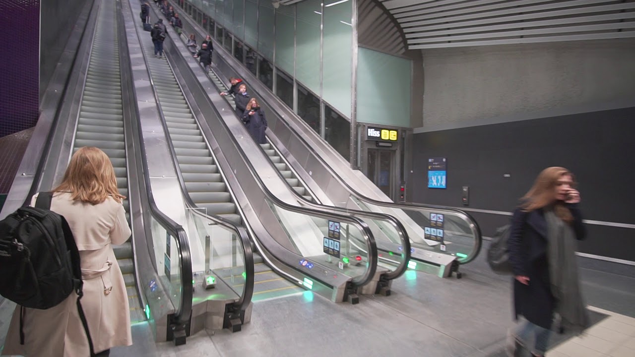 Sweden, Stockholm City Train Station / T-Centralen, 4X escalator, 1X elevator