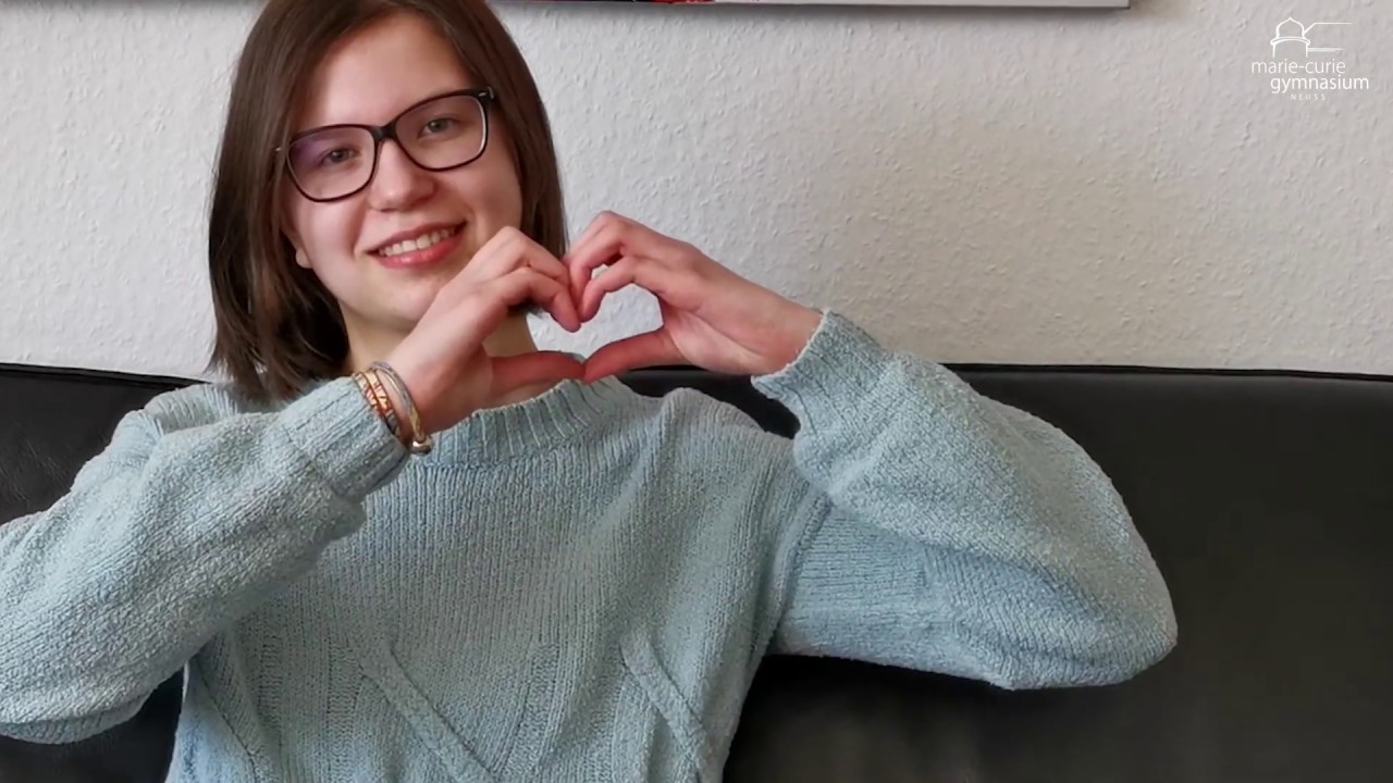 Stronger Together - Schülerinnen und Schüler vom MCG Neuss mit einer Nachricht an Europa