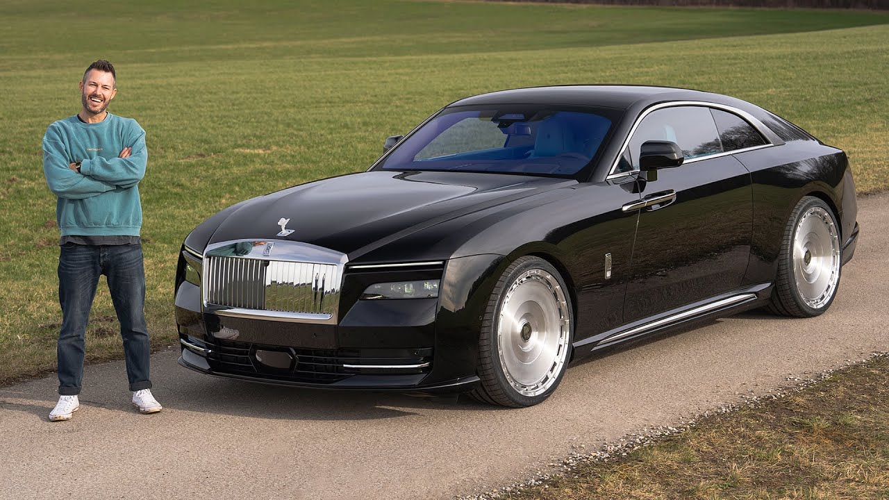 Rolls Royce Spectre с 24-дюймовыми дисками Spofec и заниженной подвеской / The Supercar Diaries