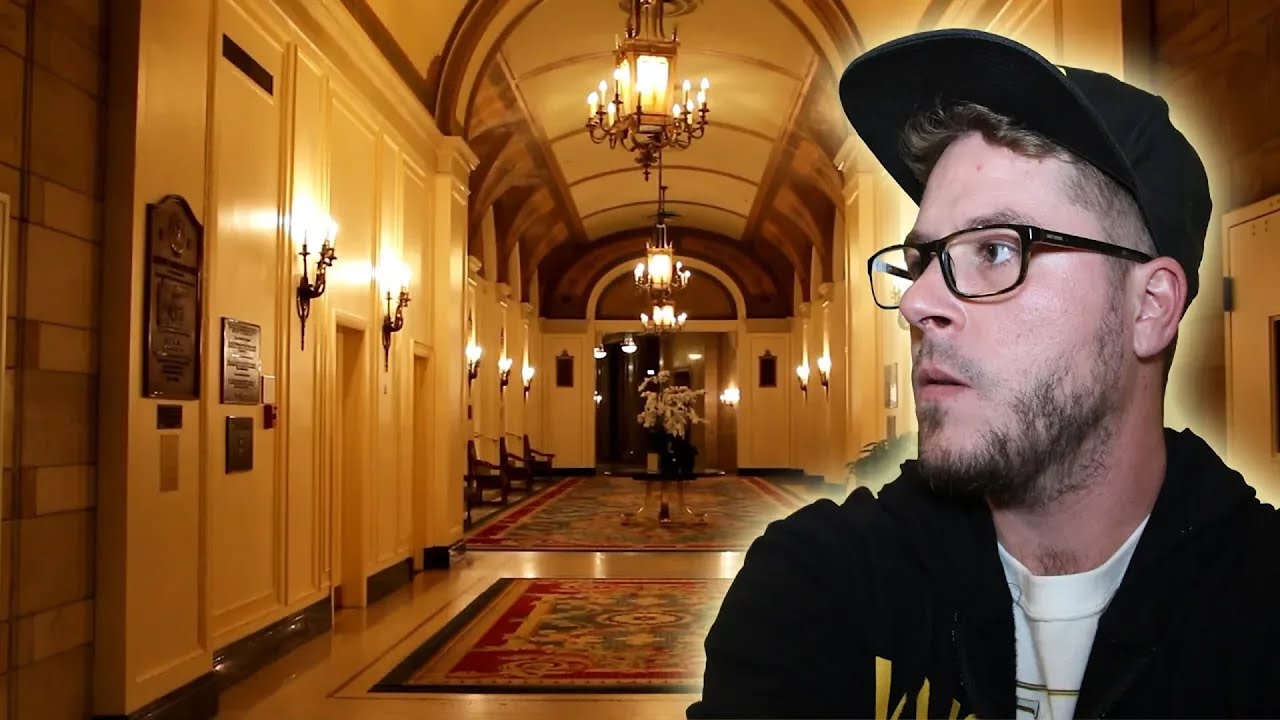 Ночь в самом посещаемом привидениями отеле Канады | The Fairmont Chateau Laurier