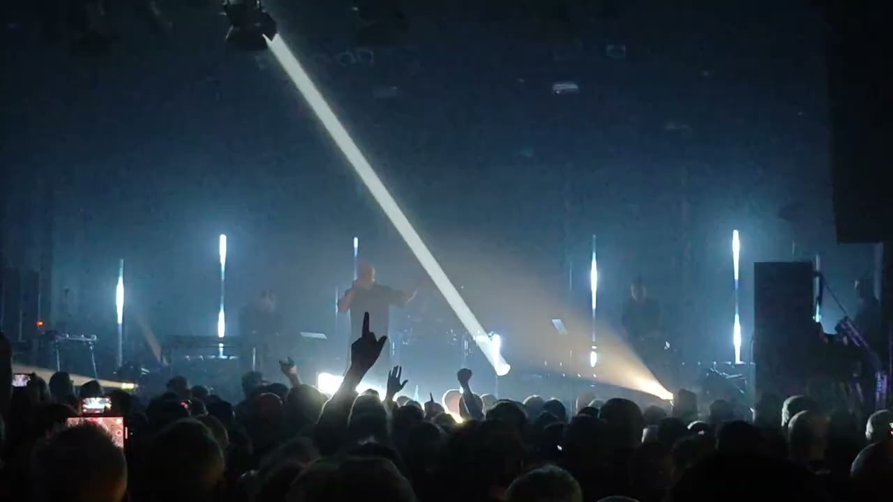 VNV Nation - Honour - 