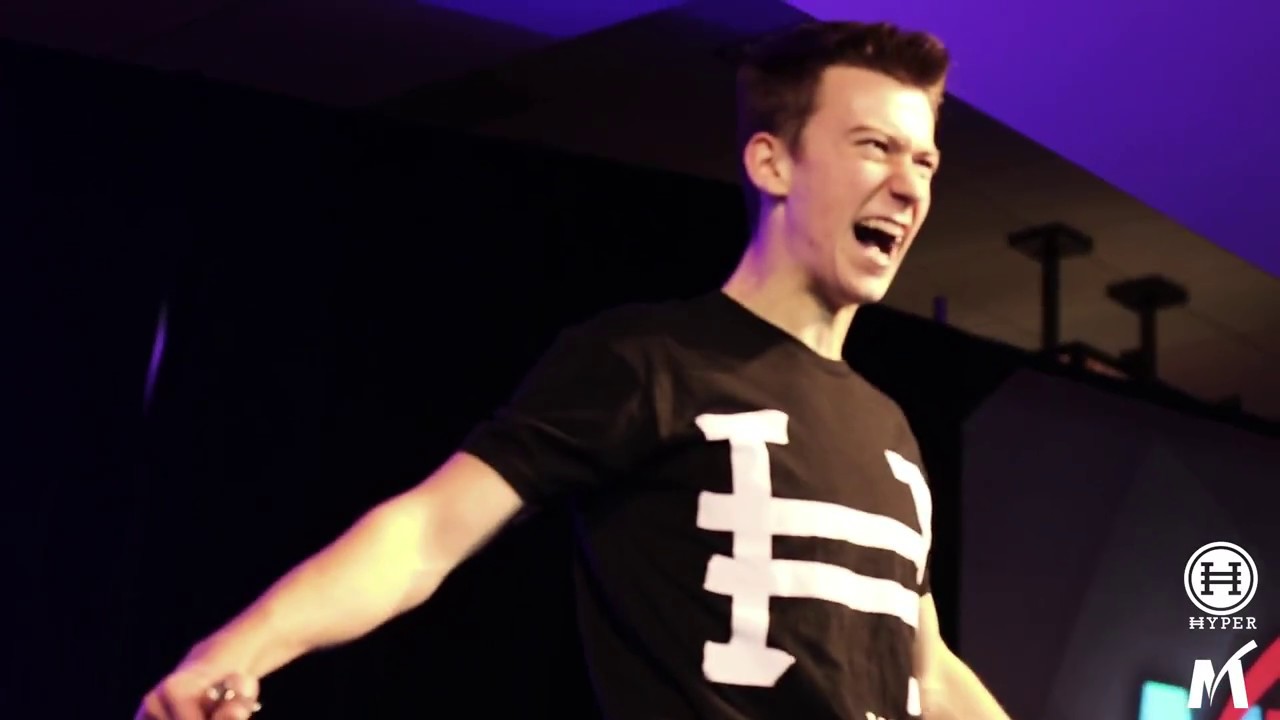 Hyper Martial Arts' Danny Etkin Nunchuck Performance at the Mpower Summit 2017