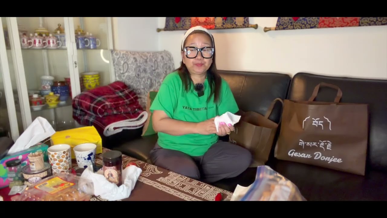 UNBOXING SOME PURCHASE FROM TIBET MARKET | YAYA TIBETAN VLOGS | TIBETAN VLOGGERS |
