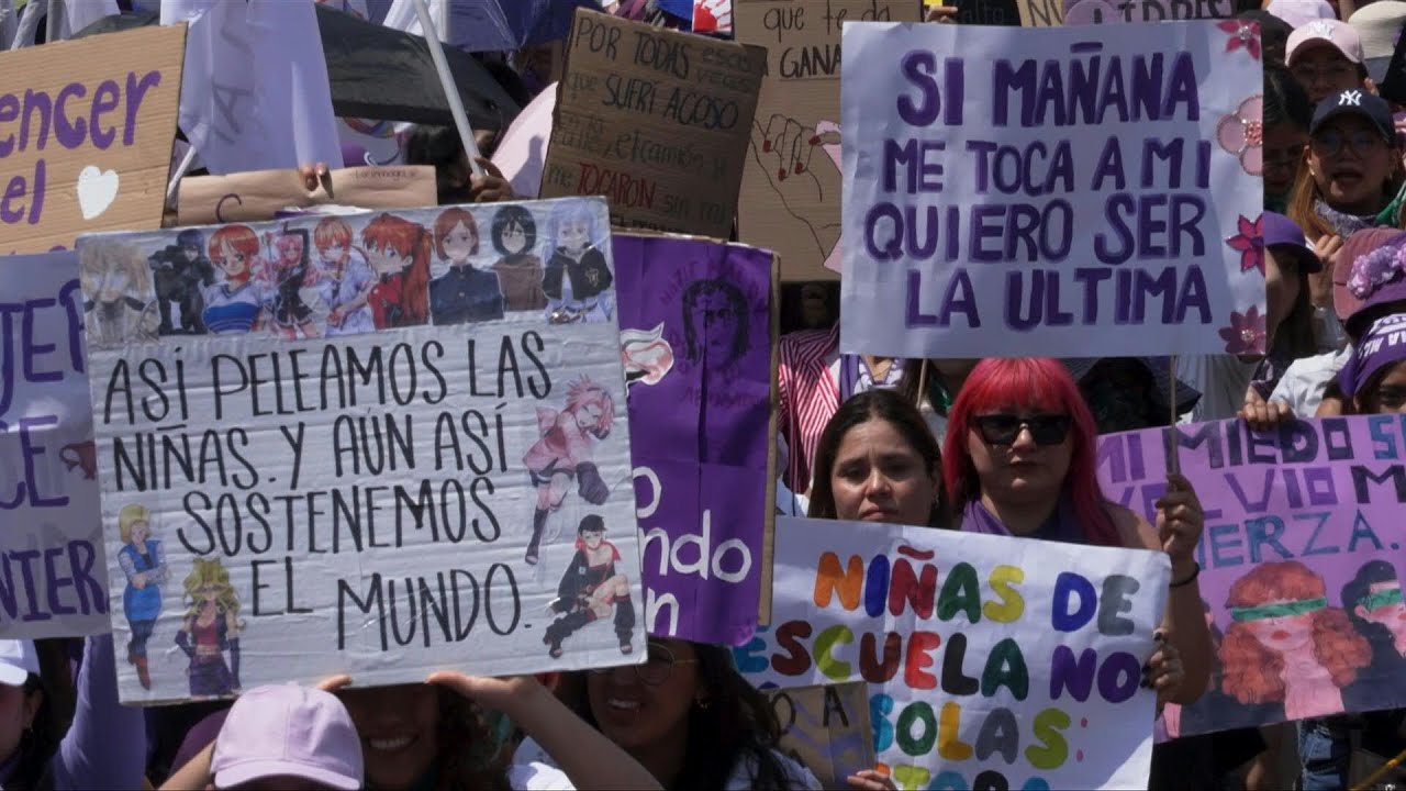 Multitudes marchan en México y Brasil durante el 8-M | AFP