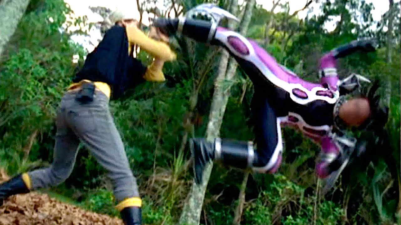 Elizabeth 'Z' Delgado vs. Morgana [Power Rangers S.P.D. - S13E21 - 