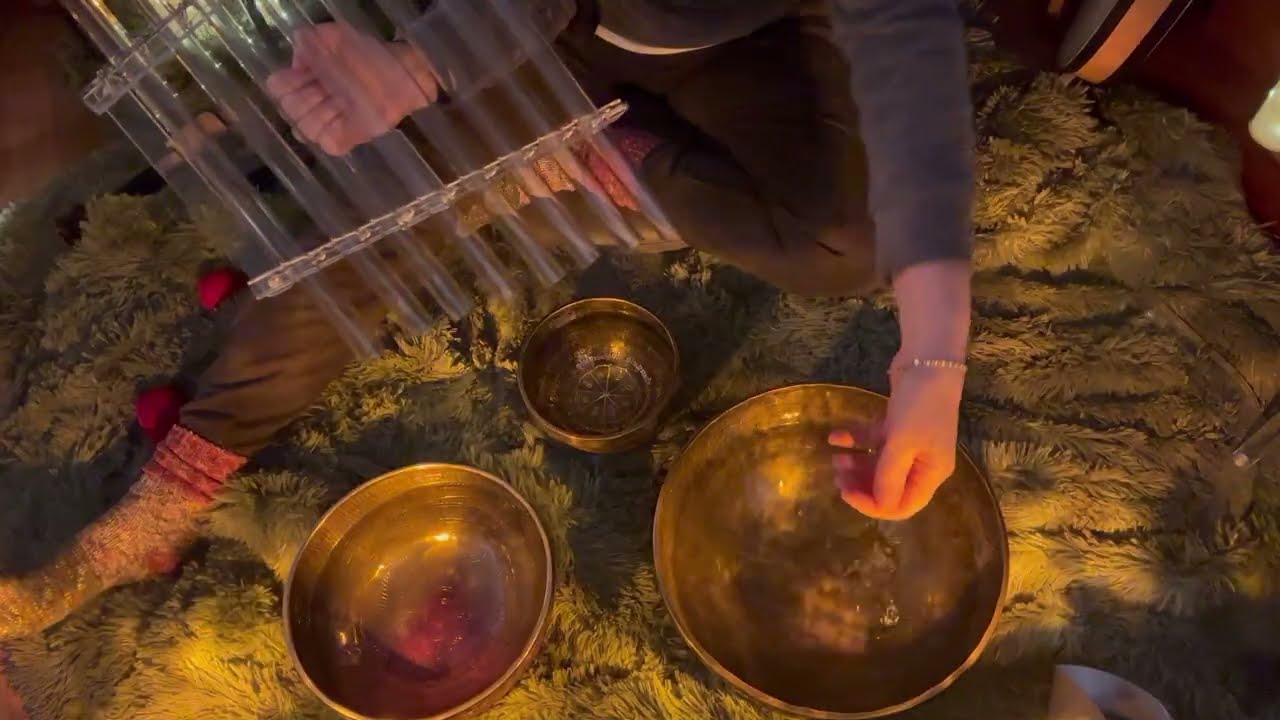 Resonance in Water | Singing Bowl & Crystal Harp Meditation