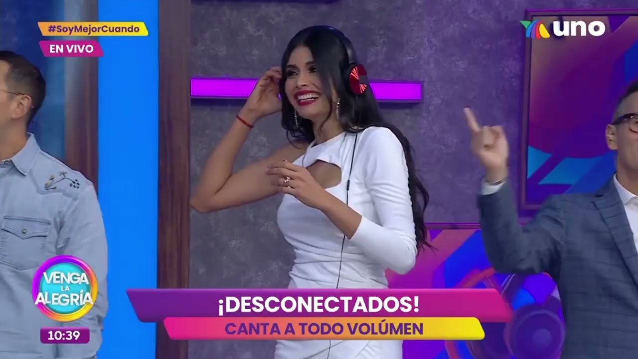 Kristal Silva vestidos blancos