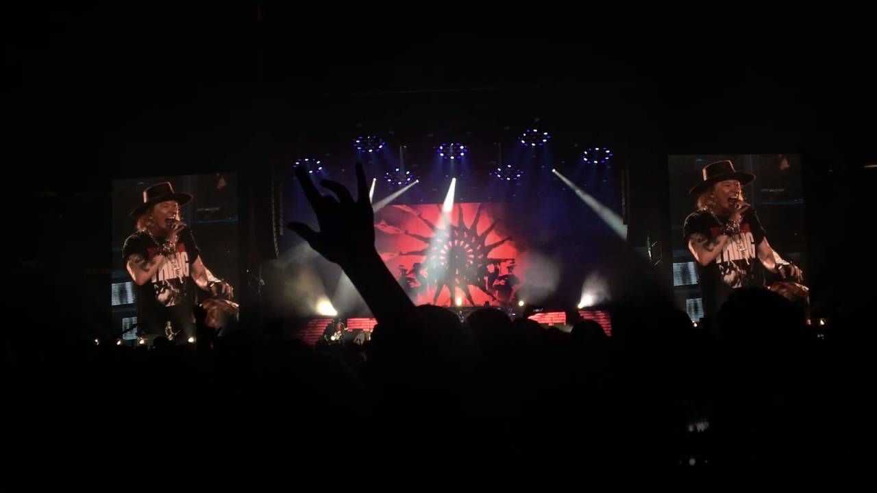 Guns 'n Roses - July 16, 2016 - Rogers Centre - Toronto - Civil War