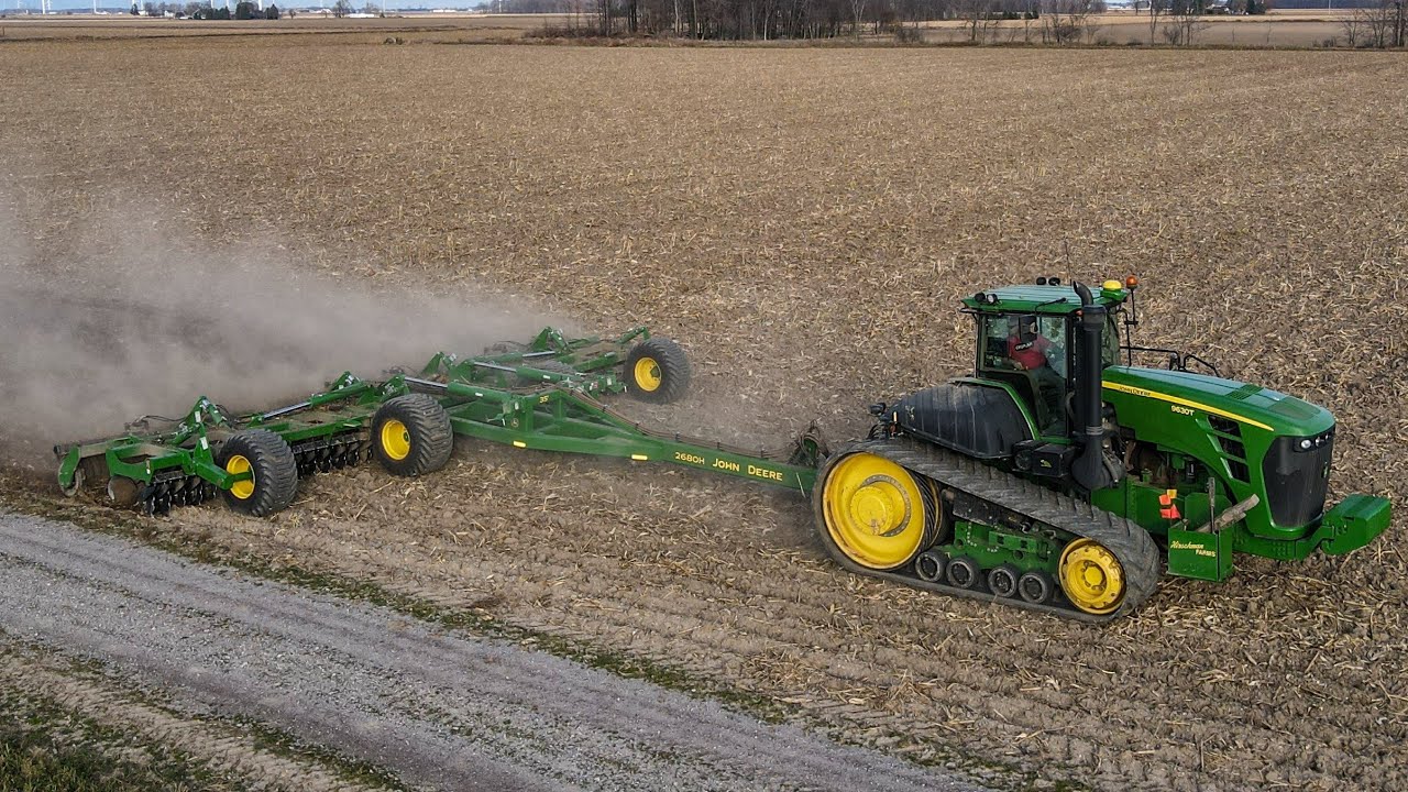 John Deere 9630T pulling a John Deere 2680H 35' high speed disk in Michigan!