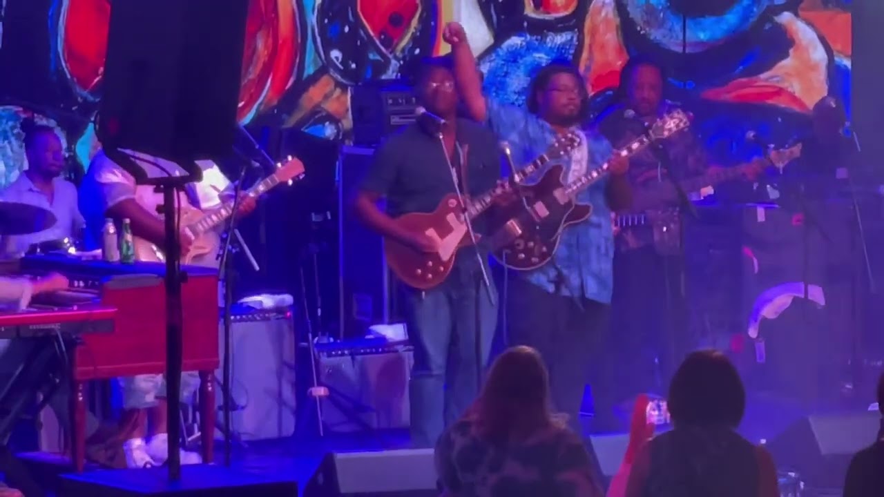 Why i sing the Blues - D.K. Harrell,David Julia,Sean “mac” Mcdonald,Christone Kingfish Ingram