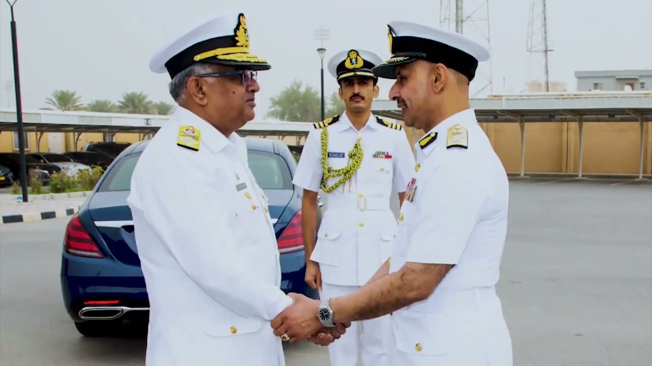 CHIEF OF THE NAVAL STAFF VISITS OMAN AND MEETS TOP CIVIL AND MILITARY LEADERSHIP