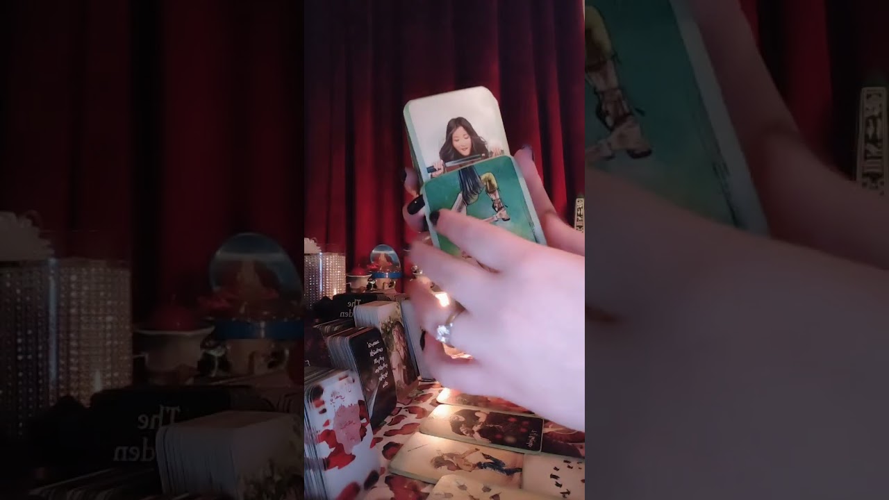 برج الدلو اريد ان نكمل طريقنا معا👩‍❤️‍👨لم احب شخص كما احببتك🫵اخفي مشاعري الحقيقيه تجاهك🫣انت مميز❤️‍🔥