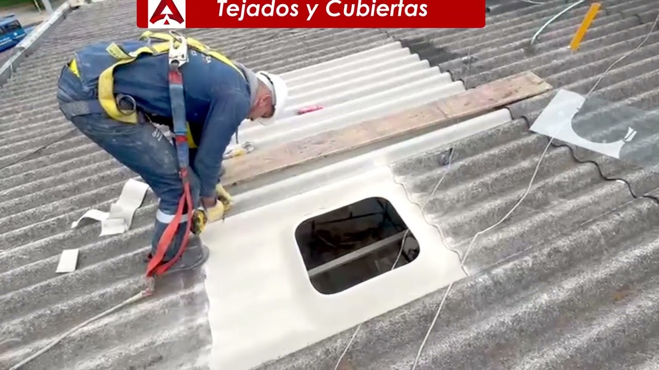 Instalación de tejas con Tragaluz