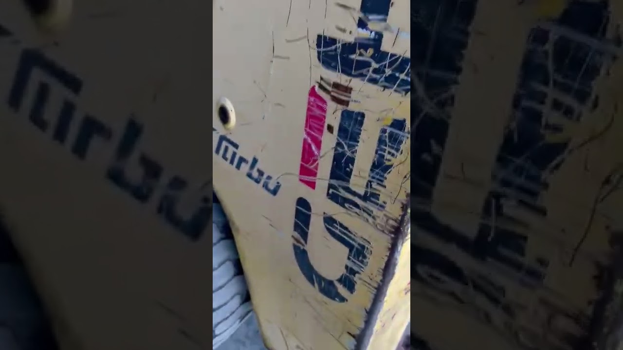 Gehl 4385 oil change