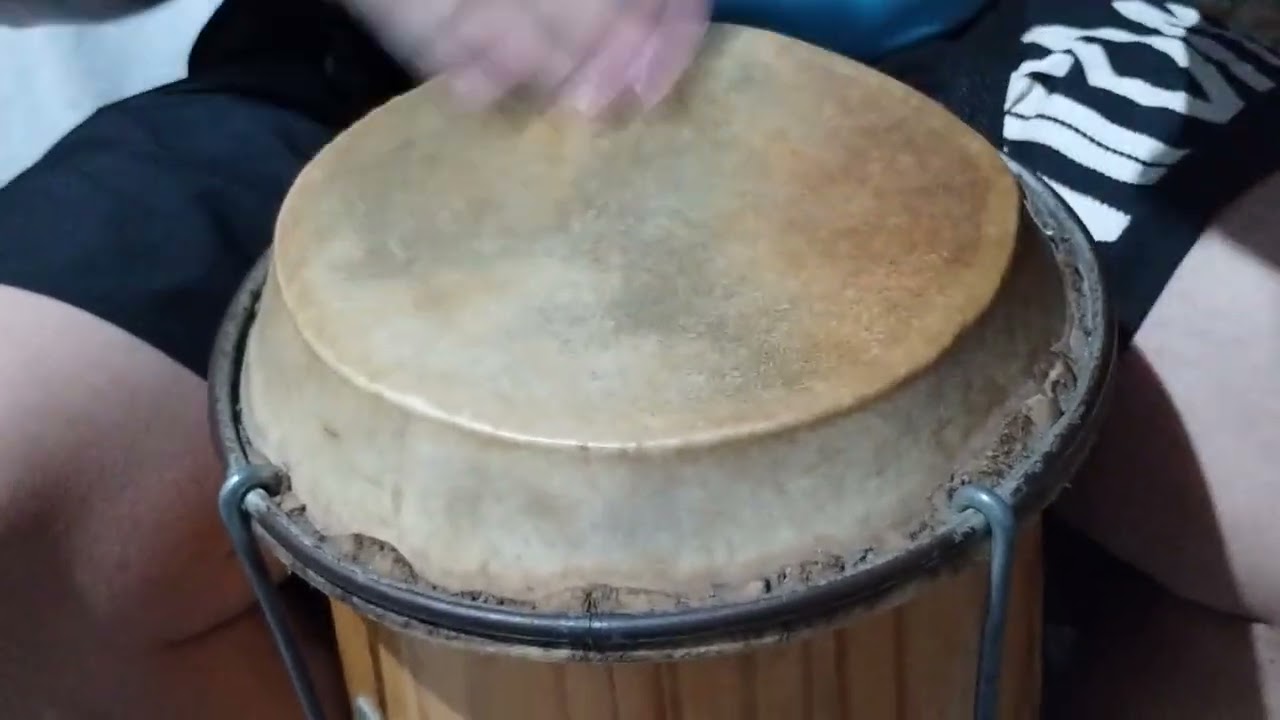 Yemanjá - Joga flores no mar