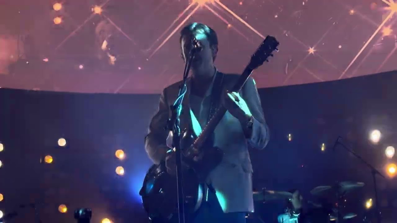 Kings of Leon - Seen (Live) 4K