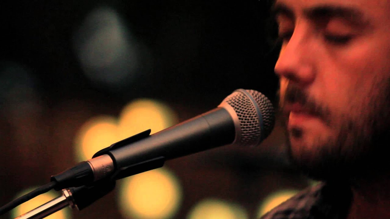 STEVEN ROTH | Burning Down The House - In The Backyard Sessions