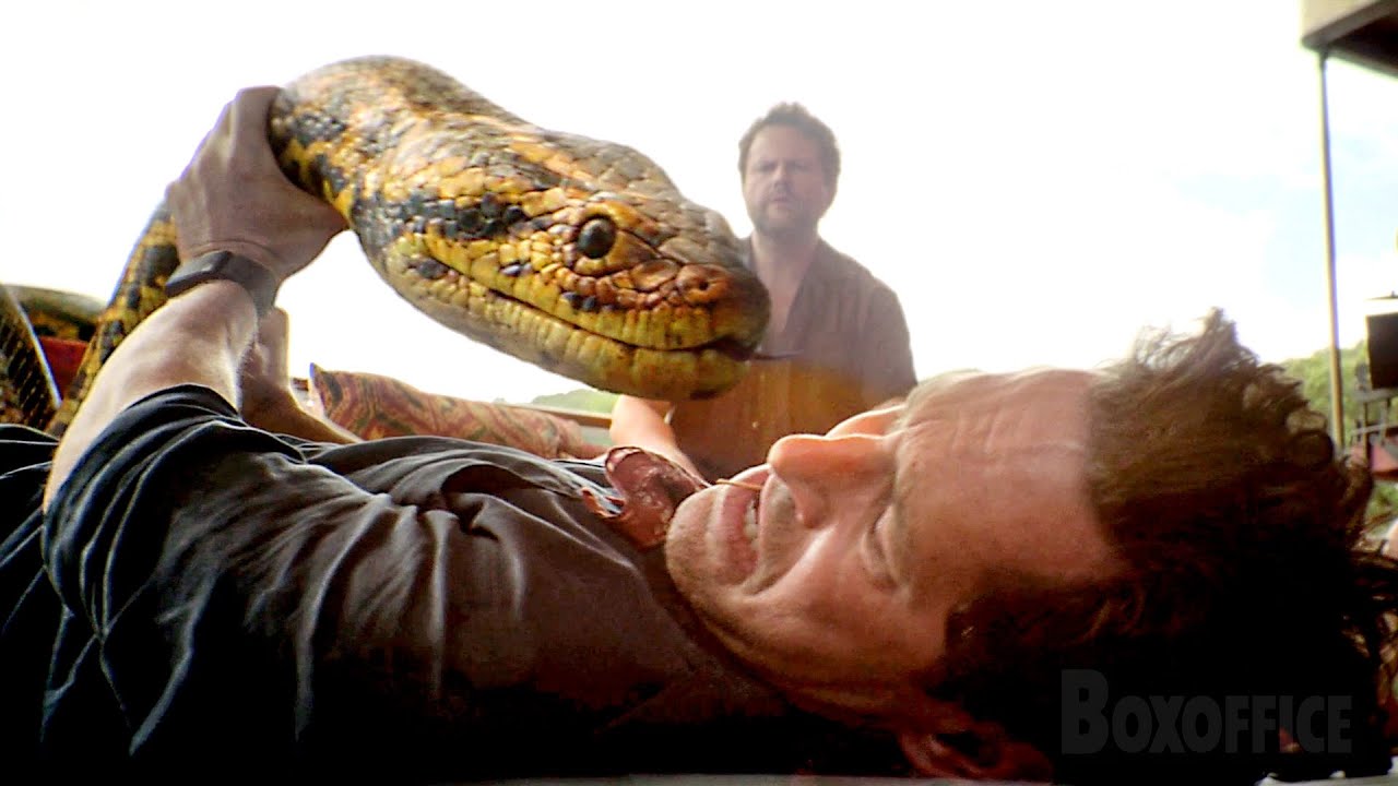 He kills the snake on the first day of shooting his snake movie | Anaconda (2025) | CLIP