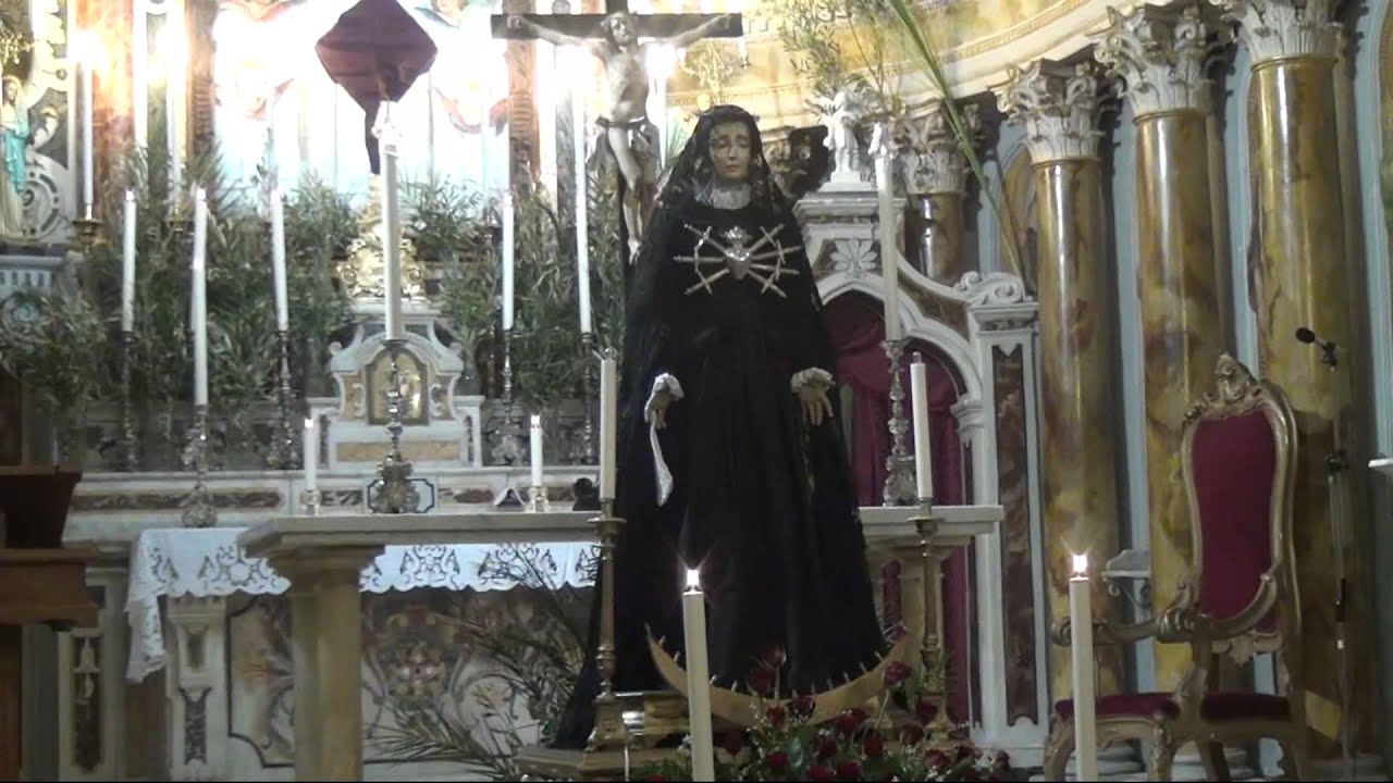 Discesa dell'Addolorata Parte 1° - Pizzo Calabro -  Pasqua del 2012