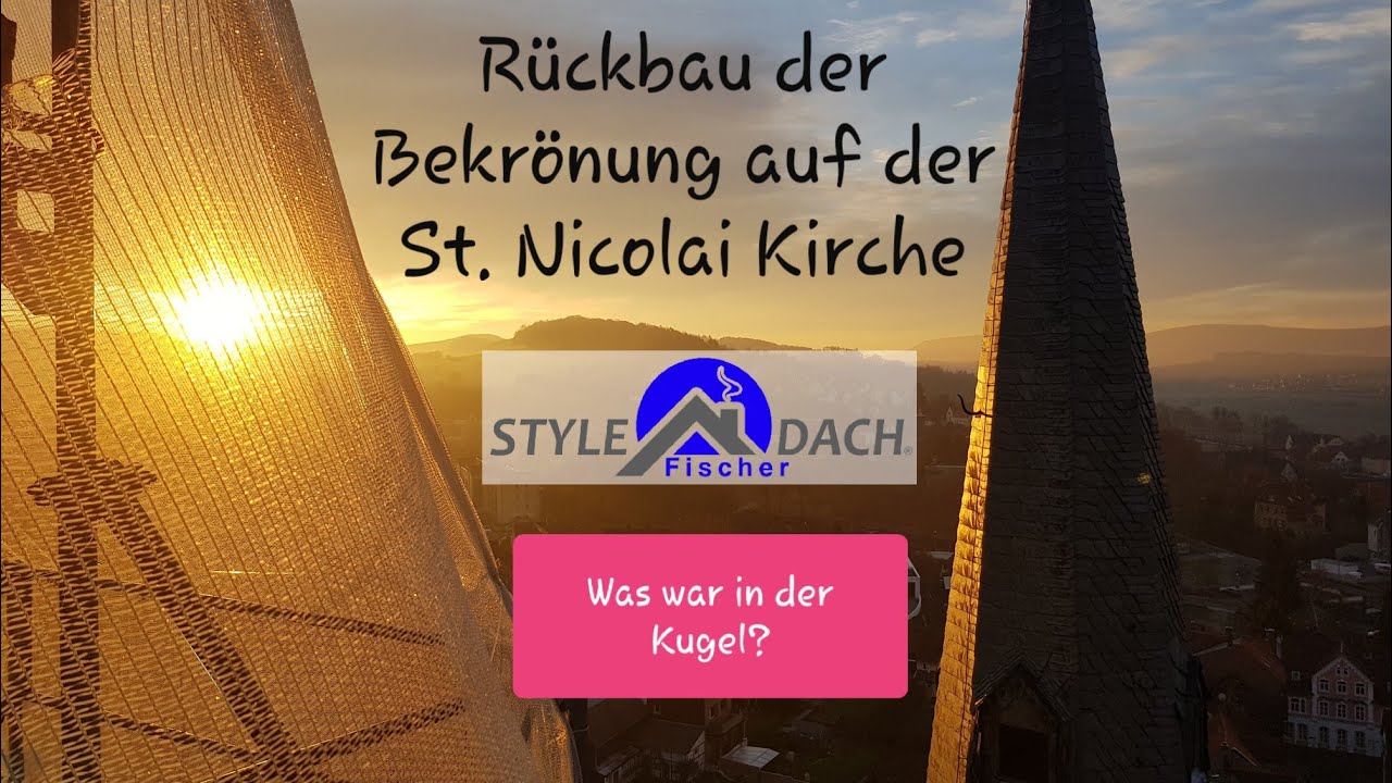 Abbau der Bekrönung auf der St. Nicolai Kirche zu Alfeld (Leine)