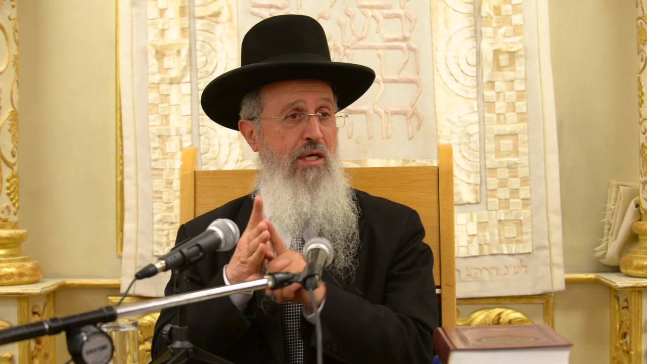 הלכות ליל הסדר  הרב אברהם יוסף שליט״א בבית המדרש ״יחוה דעת״ בראשותו של הגאון הרב דוד יוסף שליט״א