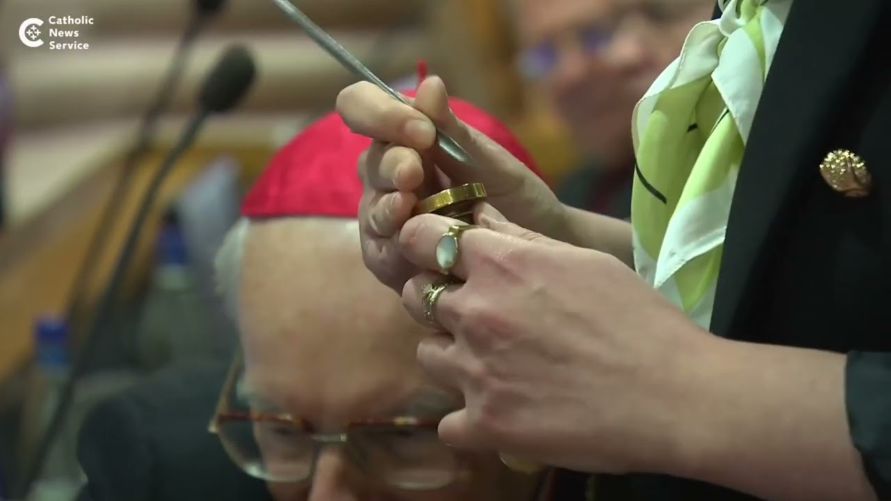 Ready for conclave: U.S. cardinals move to Vatican