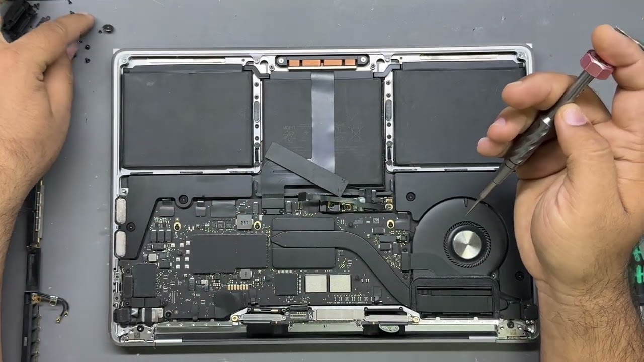 How to Replace MacBook Pro 2020 M1 A2338 Screen Replacement | MacTech Pro 