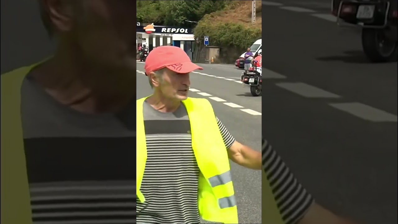 Protests Disrupt Stage 11 Of Vuelta a Espa&ntilde;a 2025