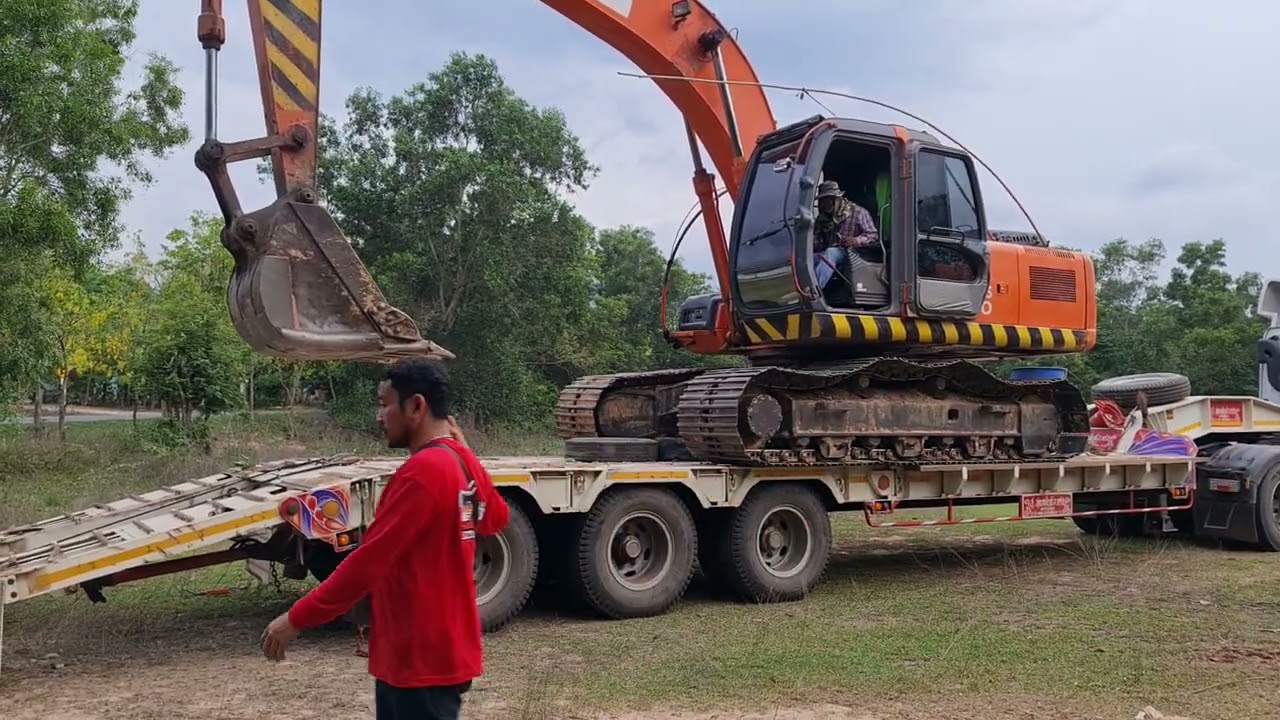 มาดูน้องใหม่โทหนึ่งมาถึงแล้ว Hitachi zx200-1 Excavator