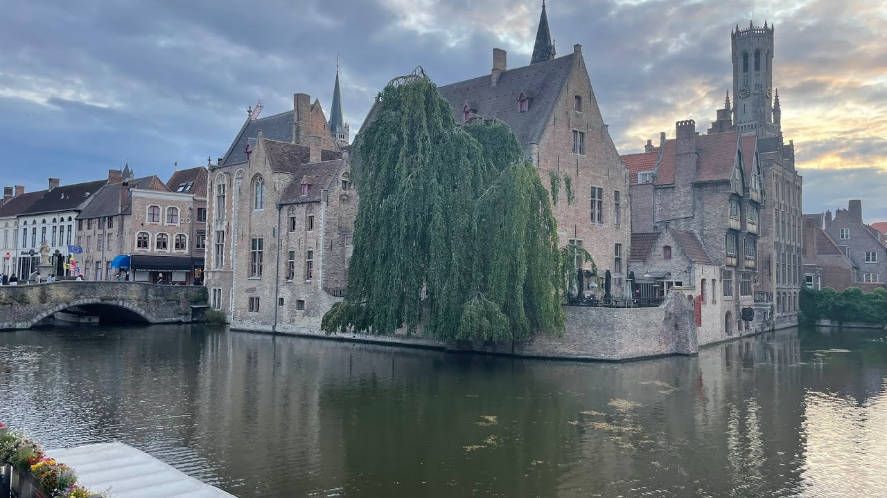 De Garre, red rose, 2BE and other good bars in Brugge worth visiting.