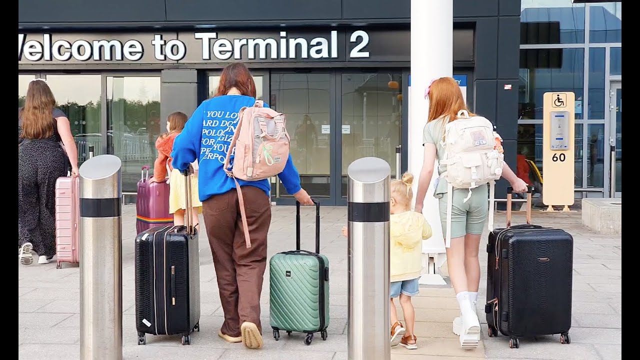 SPECIAL BIRTHDAY HOLIDAY DESTINATION REVEAL AT THE AIRPORT!