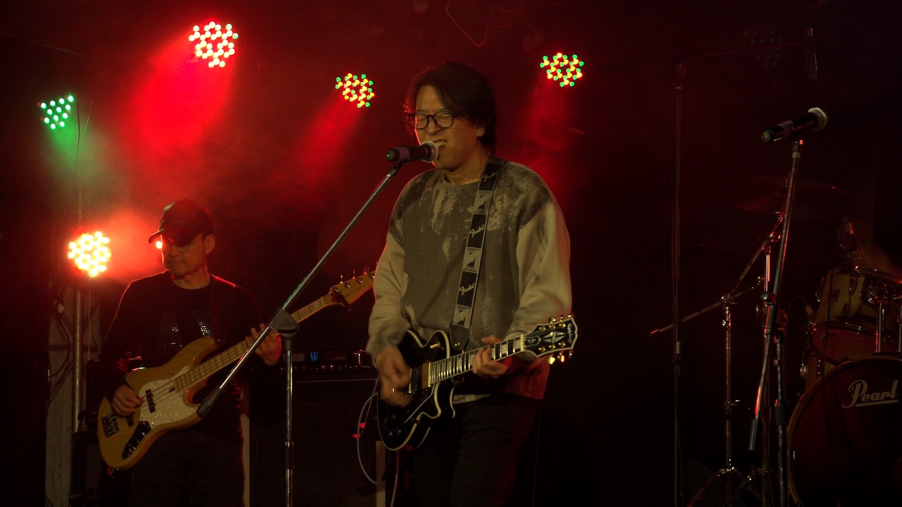 01 War Pigs & Paranoid