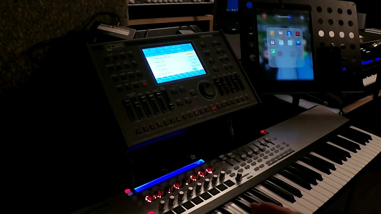 Ketron SD90 Novation MK2 iPad   control English