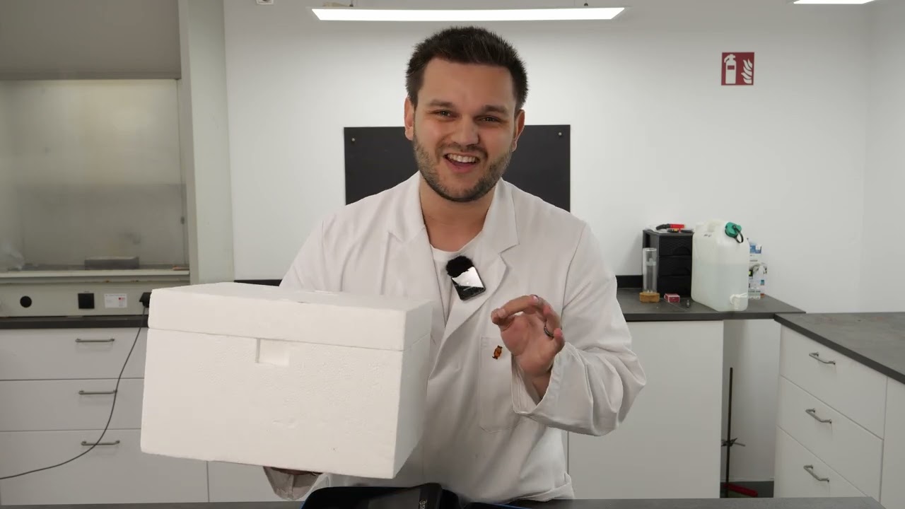 Maximale Temperaturüberwachung: Der 12-Kanal-Temperaturlogger im Test | PCE Instruments