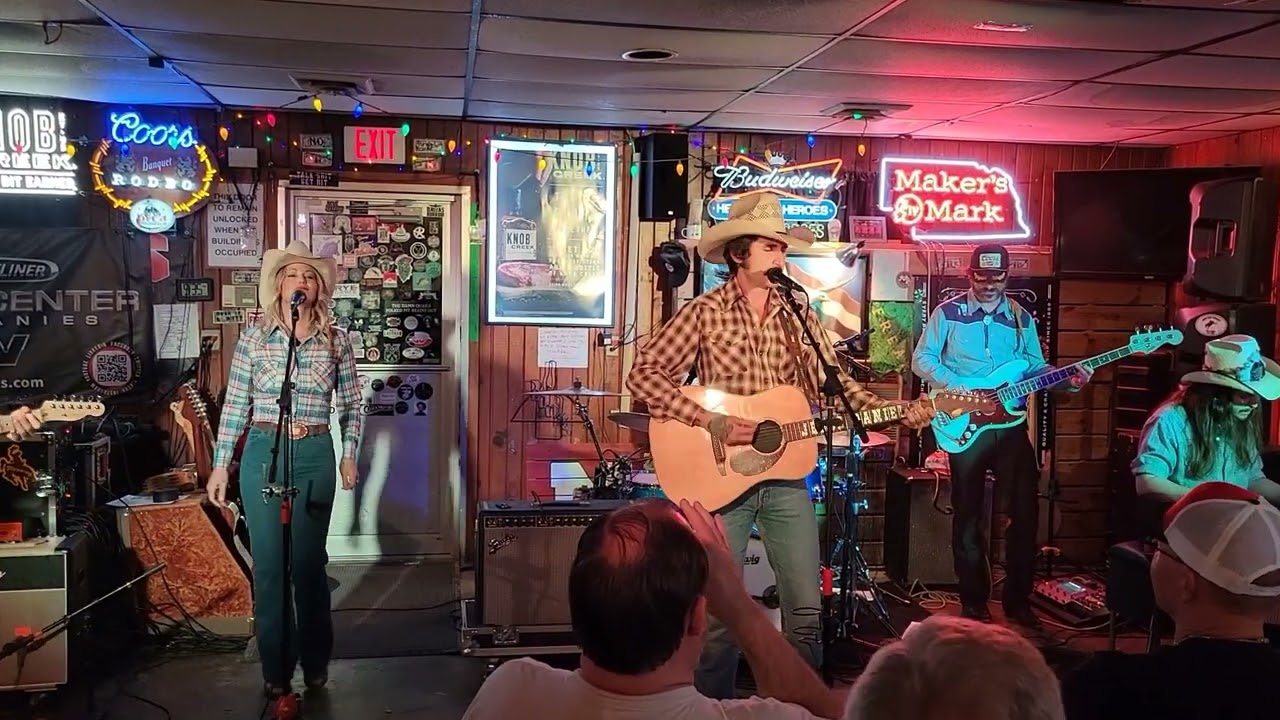 Lonesome Blues - Jesse Daniel at Buck's