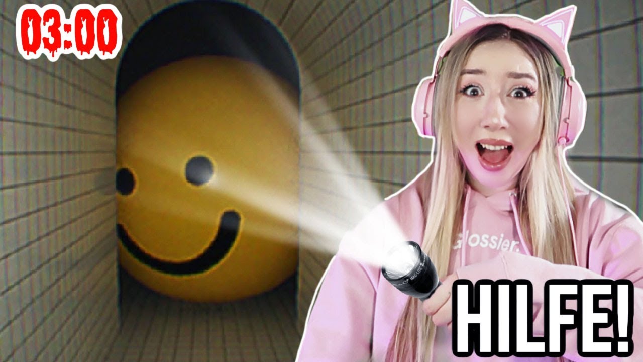 EINGESPERRT in BACKROOMS im SCHWIMMBAD 3 Uhr nachts (RENNE wenn SMILEY EMOJII in BACKROOMS siehst)