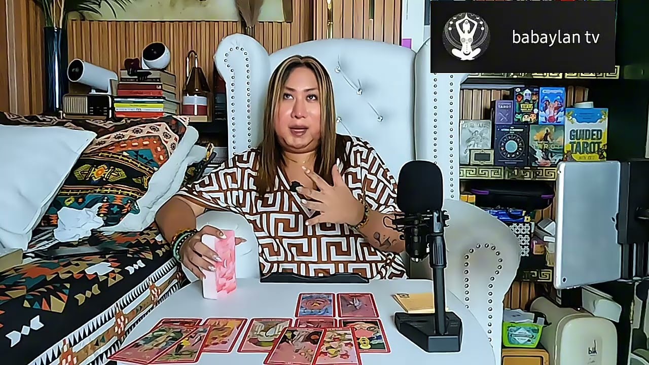 May nagpapapansin kay person | Tagalog timeless tarot card reading