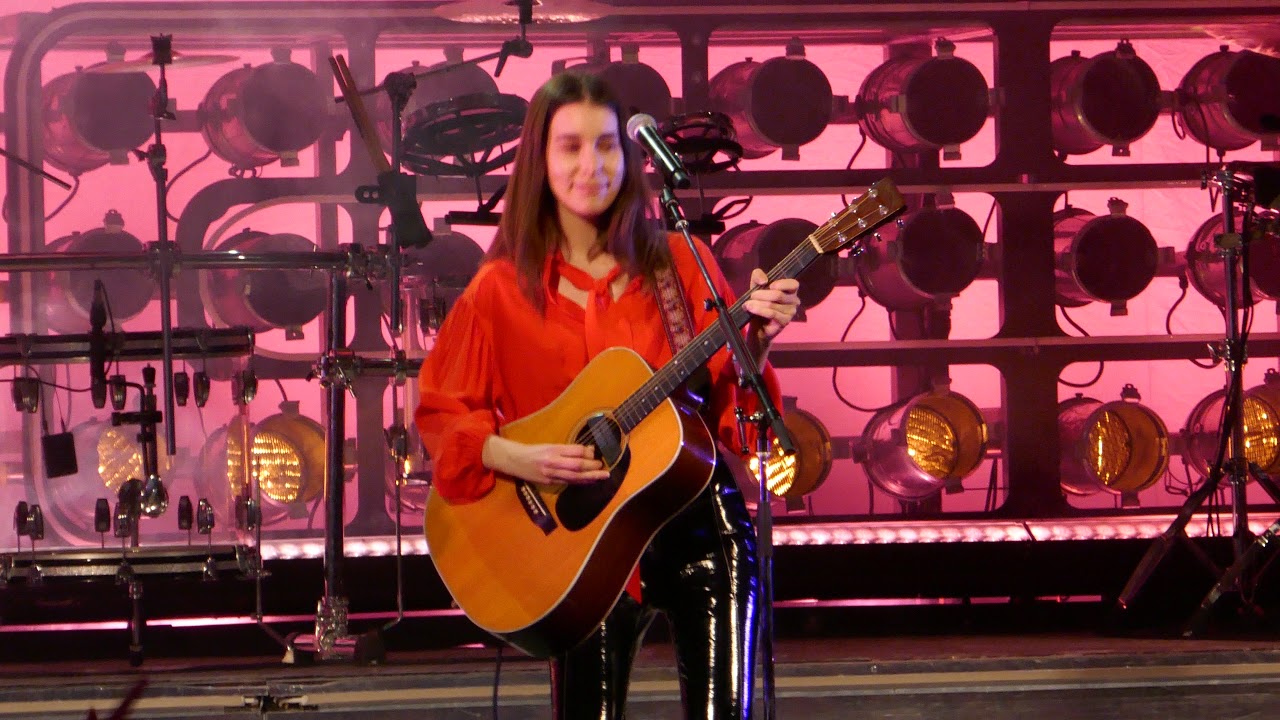 HAIM - Want You Back - LIVE @ Fox Theater - Pomona, CA - 4 -11 -18