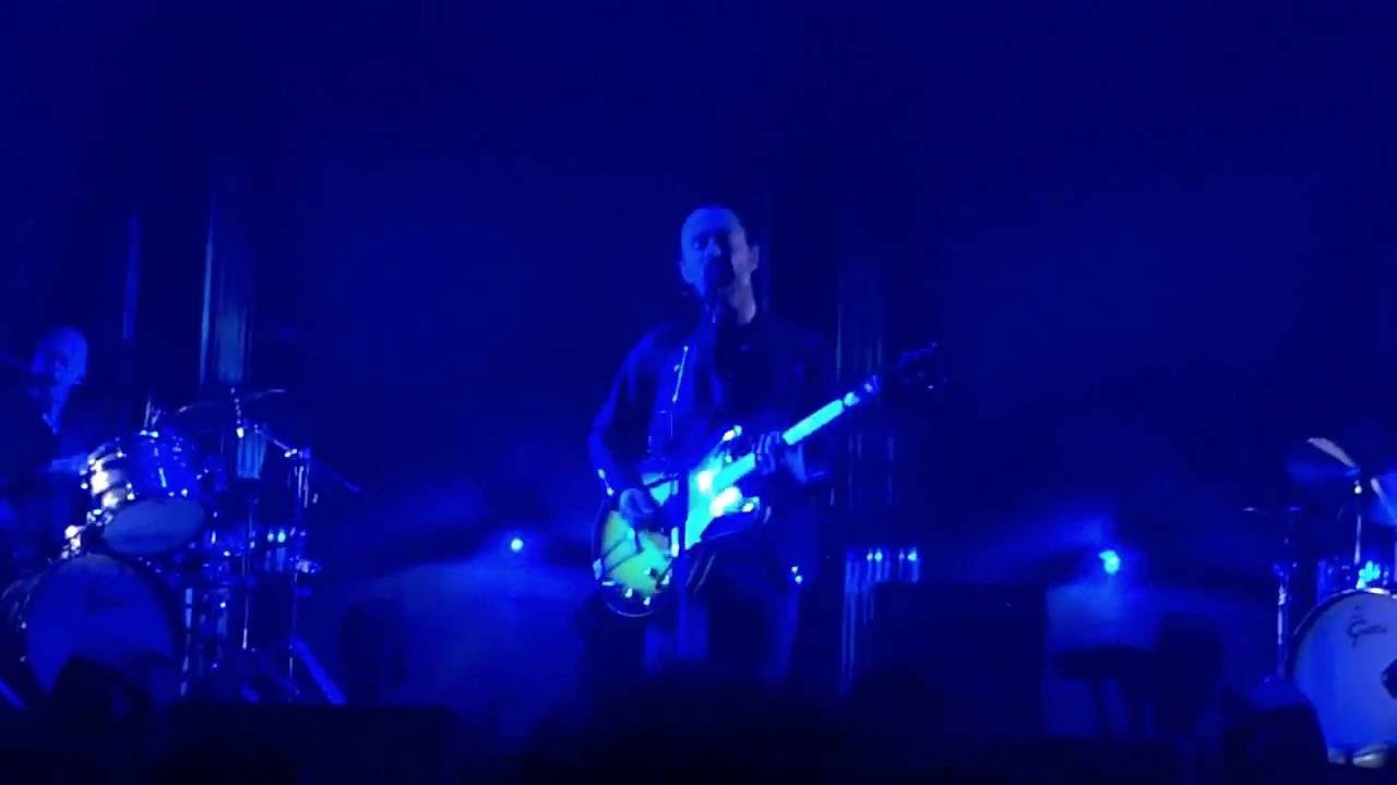 Radiohead - Decks Dark - Live