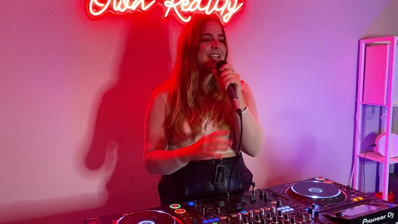Monika Santucci @ Neon Owl Groove Cruise Livestream