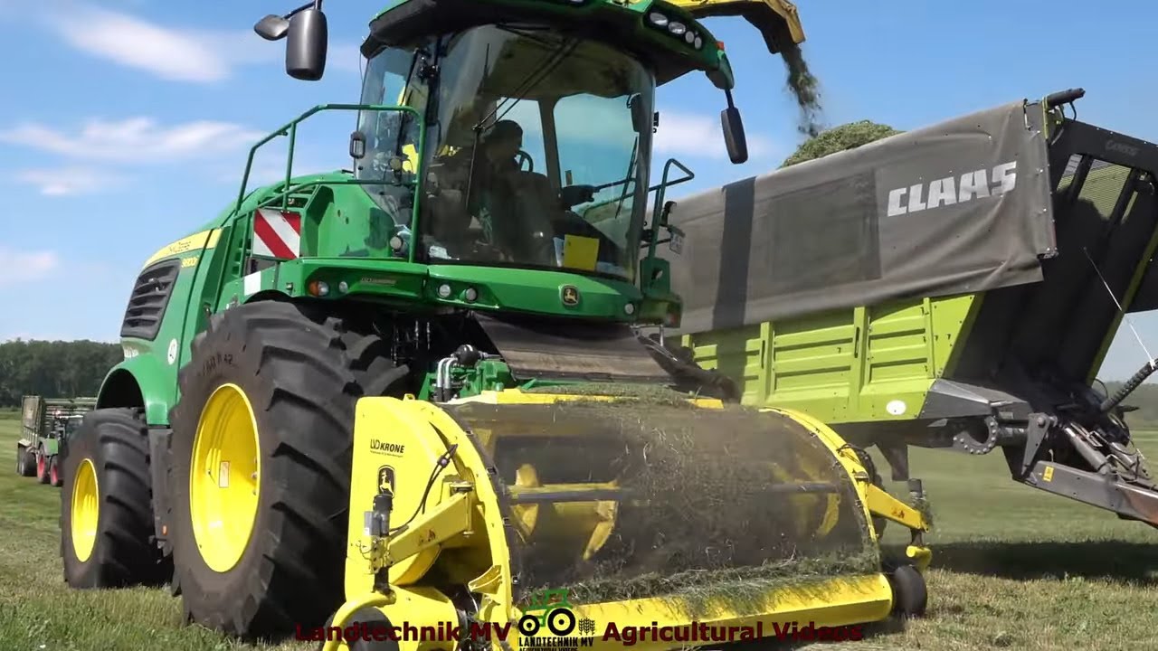 John Deere - Fendt - Liebherr / Erster Schnitt - First Cut