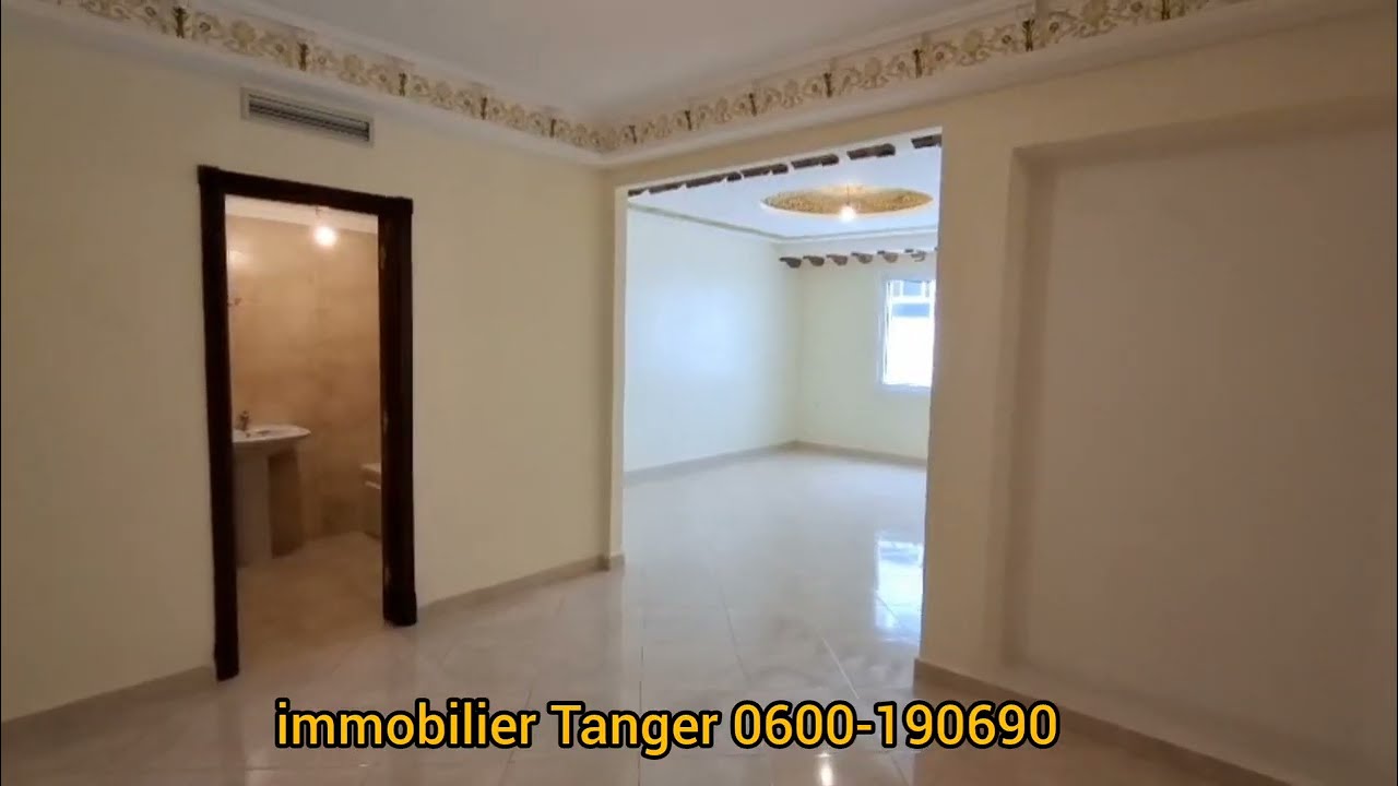 شقة للبيع شارع مولاي إسماعيل طنجة المساحة 114 متر بكاراج
