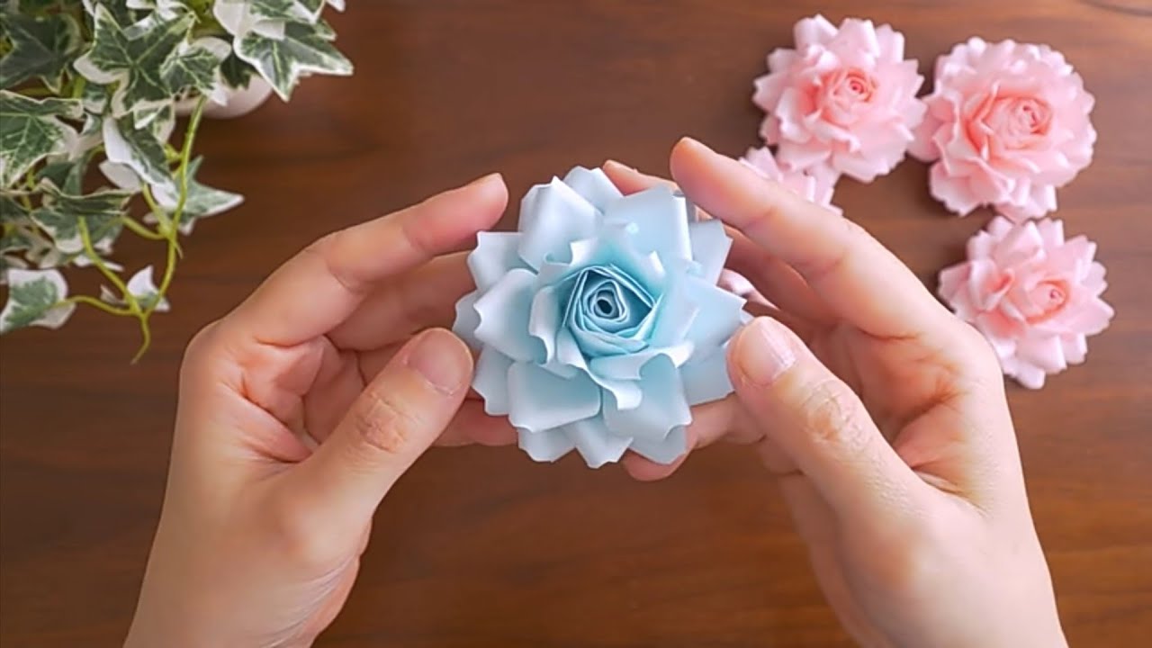 صنع وردة من الورق الملون للديكورات والزينة-DIY how to make paper roses