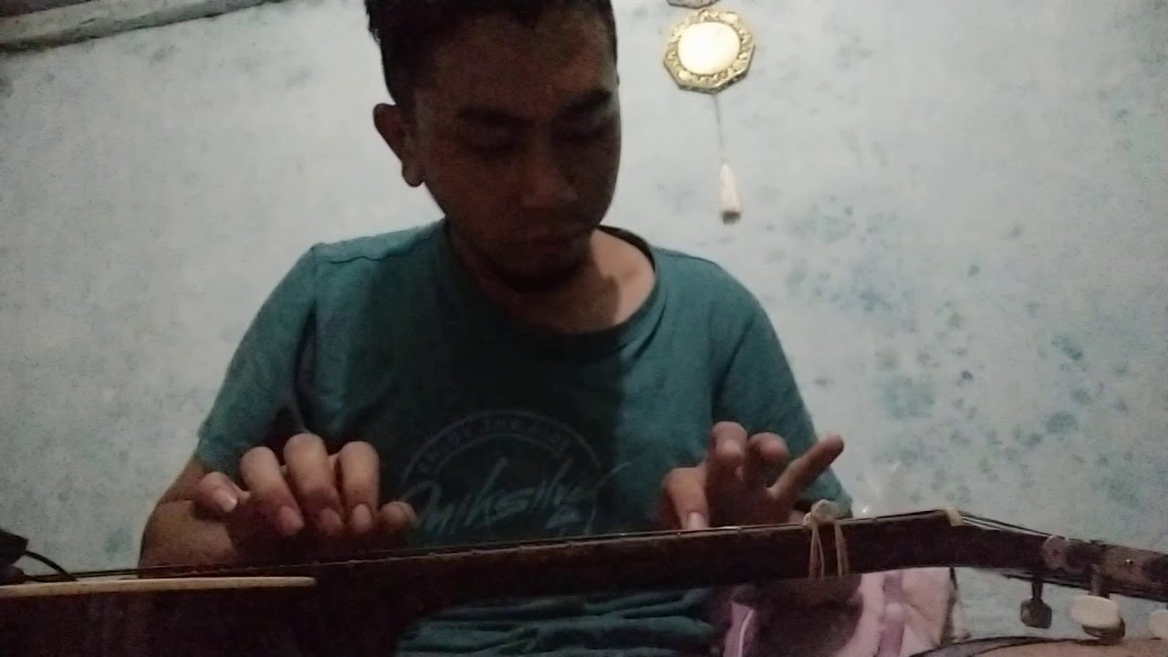 Main kecapi pake gitar, efek gabut