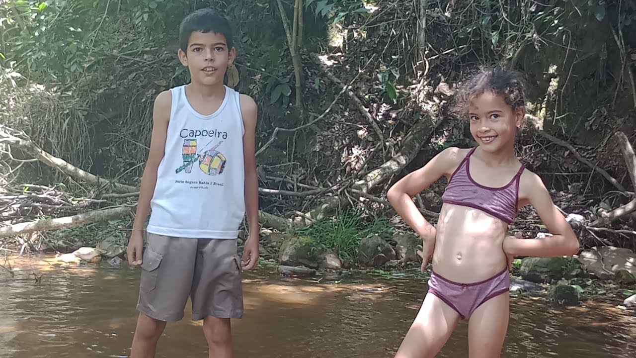 Com esse calor, fomos ao córrego!!!