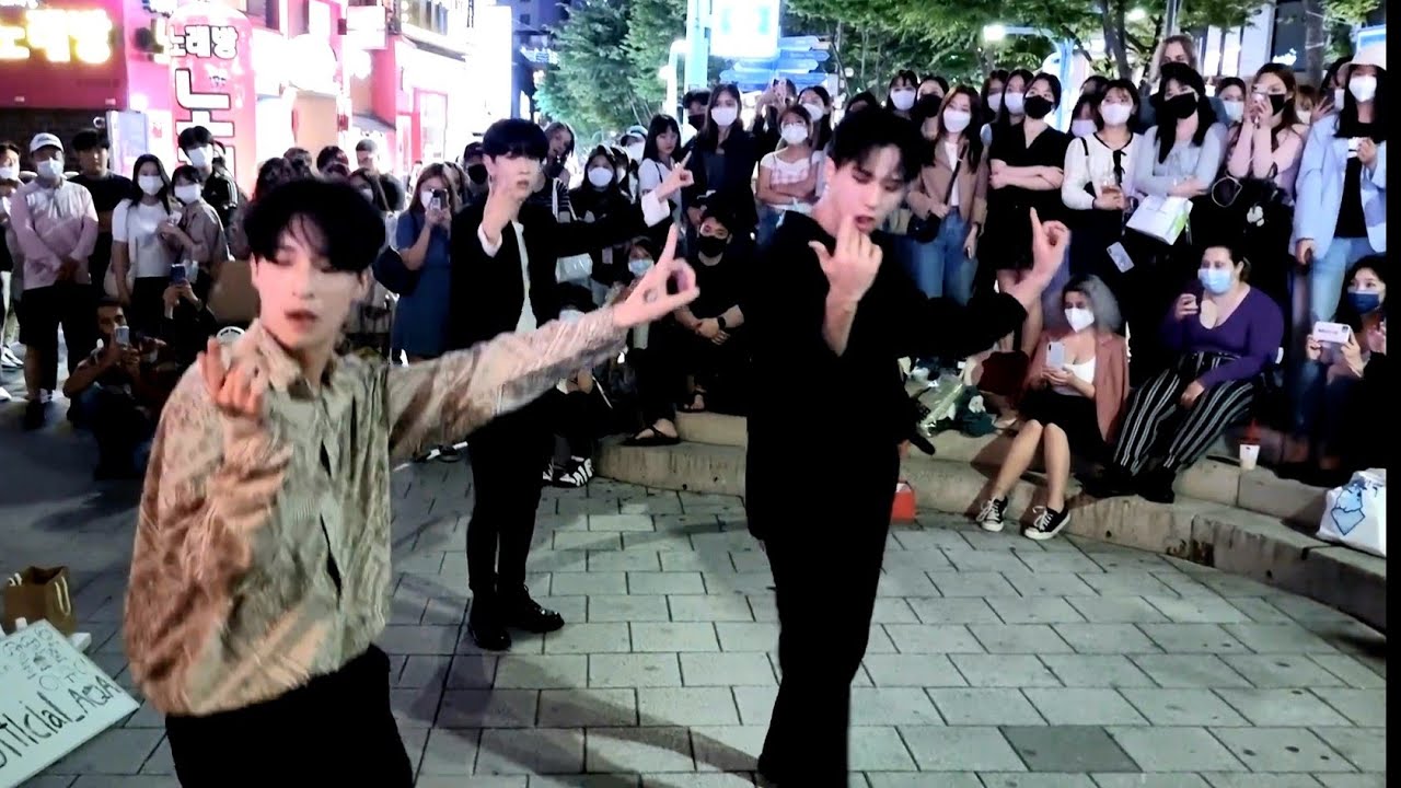 TUESDAY. AQA. BEAUTIFUL CAPTIVATING HONGDAE BUSKING.