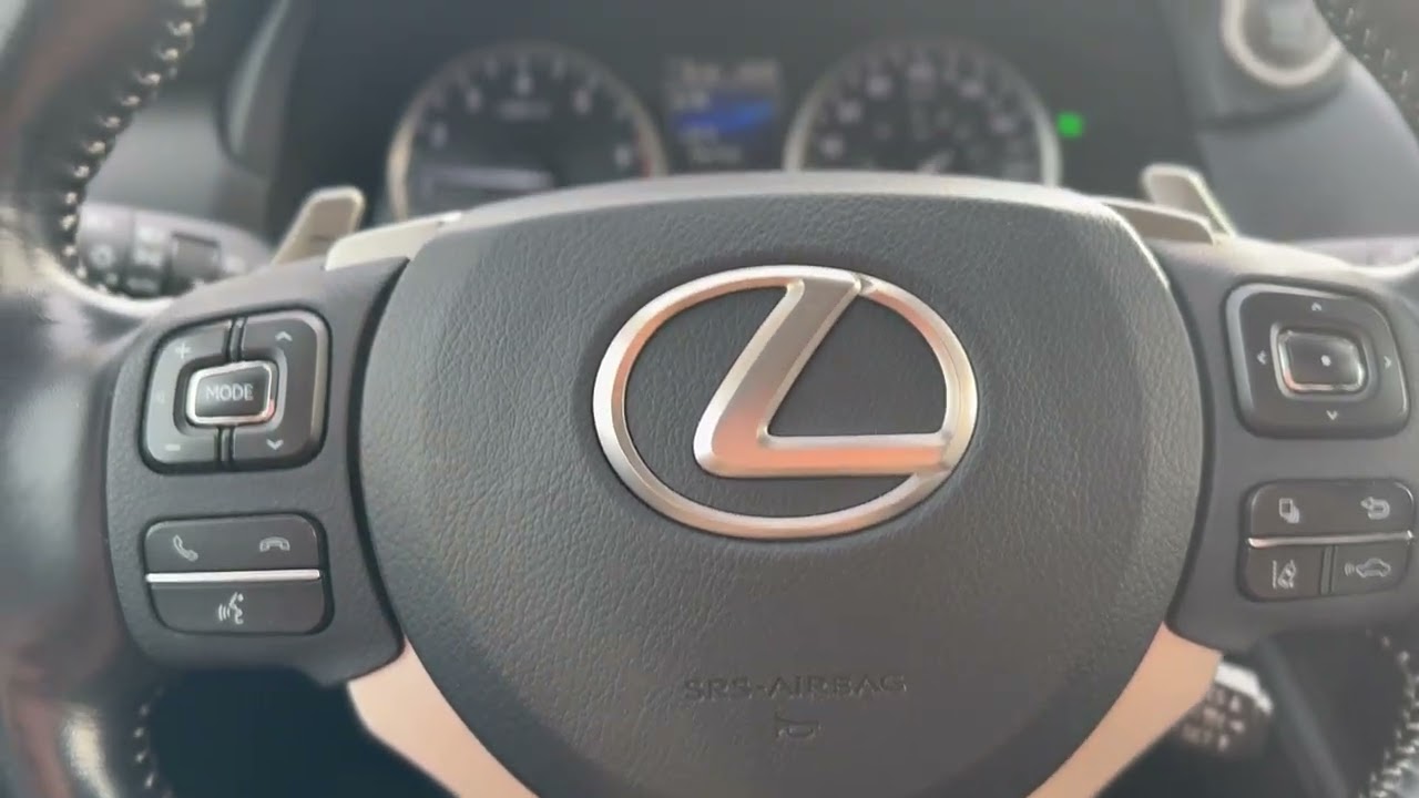 25121a 2020 Lexus NX300