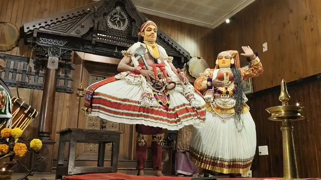 BEAUTY OF KERLA KATHAKALI 